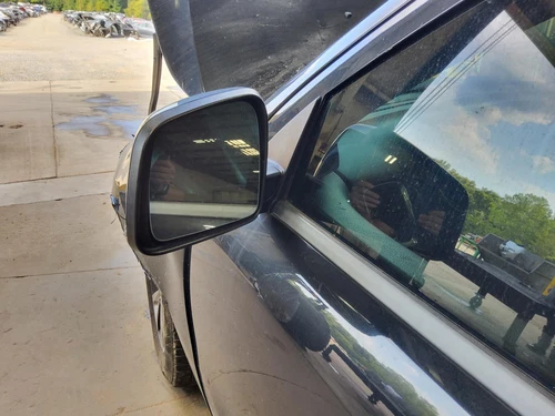 Used Left Door Mirror fits: 2016 Dodge Durango power painted w/memory w/o blind