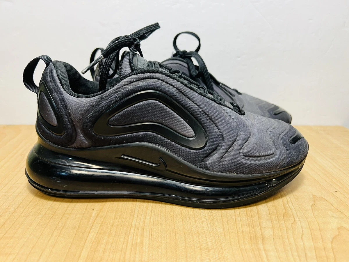 Nike AirMax 720 Boys sneakers size 4Y AQ3196 001 black eBay