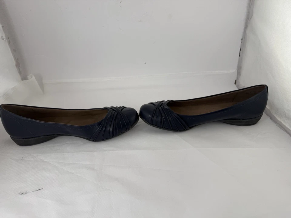 Zapatos planos de ballet para mujer Natural Soul Girly imitación cuero azul plisado talla 10 M Foto 4 de 4