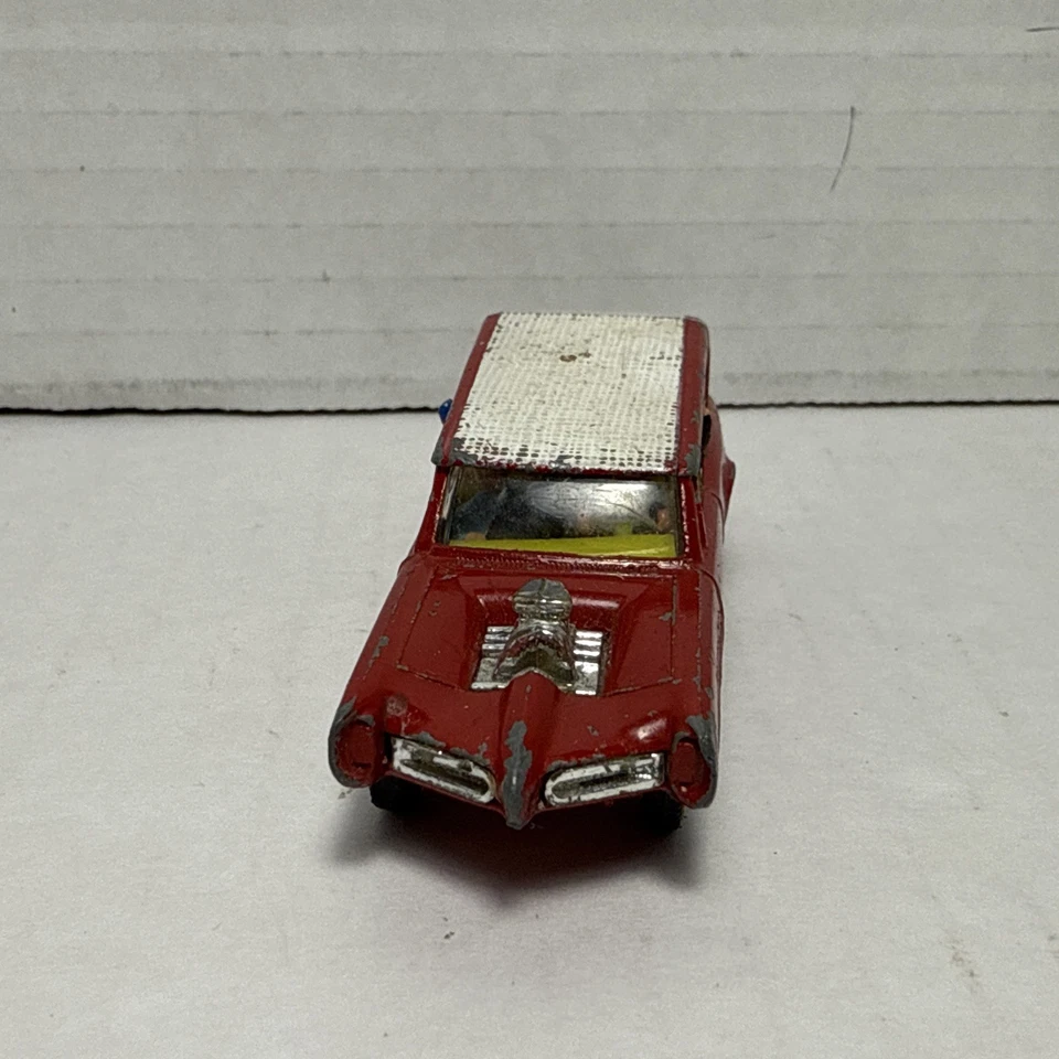 Corgi Juniors Toy - Monkee Mobile 1967 With 4 (Passenger Is Damaged) SEE PICS - Image 3 of 4