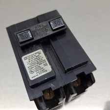 Square D Homeline 2 Pole 30A 120/240V Circuit Breaker HOM230