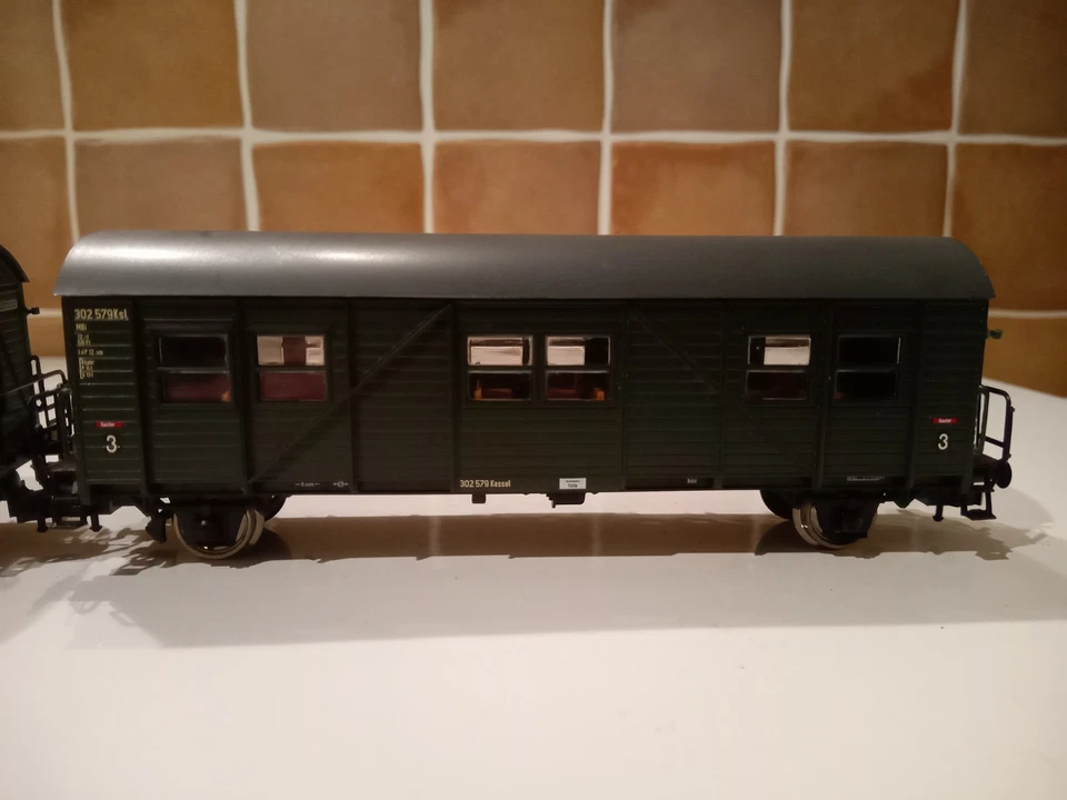 lot de voitures voyageurs anciennes roco, ho, kleinbahn,jouef - Photo 4/4