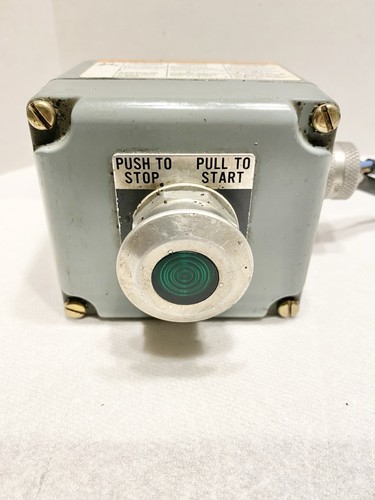 Switch Enclosure w/ Pull-to-Start, Push-to-Stop Button - Picture 5 of 5