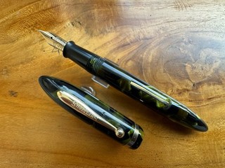 Sheaffer Balance Vintage Green Marble Short Leverfill Fountain Pen USA