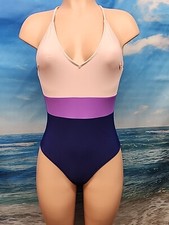 Nwt Women  s Cupshe Bathing Suit Size Xs Colorblock