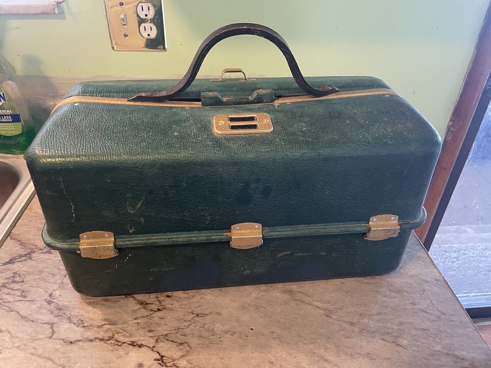 Vintage UMCO 3060 U Tackle Box Possum Belly Green & Gold W/Bottom & Vtg Lures