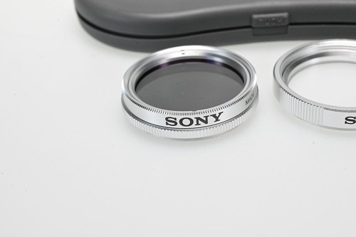 Sony 37mm MC Polarizer & Protector Filters w/ case #G298 - Picture 2 of 6