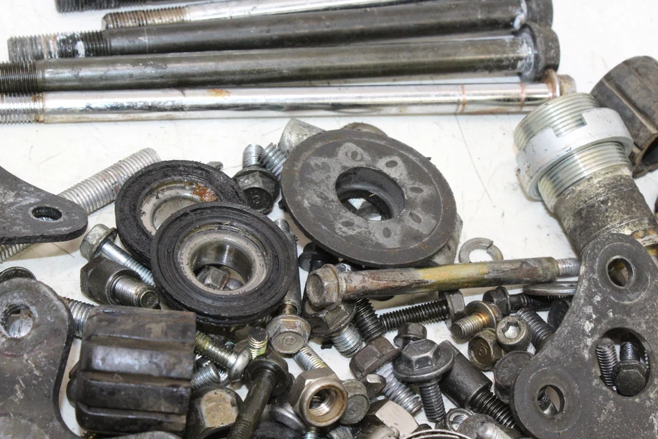 Honda Vtx1800c 2002 pernos de montaje de motor fundido herrajes tornillos de motor Foto 4 de 4