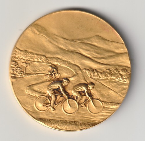 Médaille Course Cycliste Ancienne - OFFERTE Par La MAISON PICON & Cie - Bronze Doré