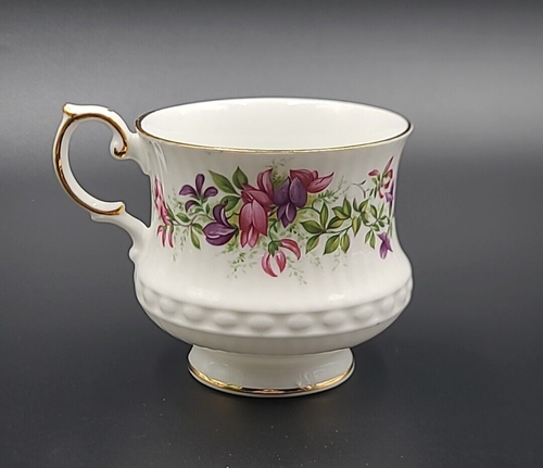 WILD FLOWERS Fuchsia by QUEENS Rosina Bone China Cup & Saucer Made in England - Picture 8 of 15