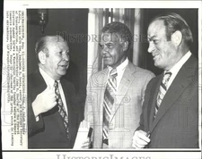 1972 Press Photo Senator Caleb Boggs with Aviation and Transportation Officals