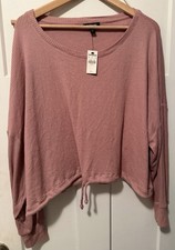 Clothing bundle, five items for 25