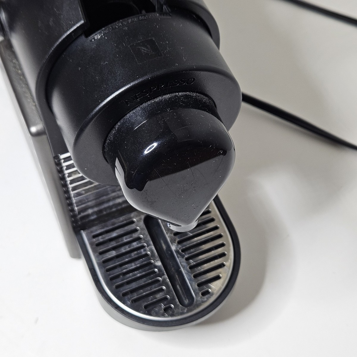 Nespresso Pixie C60 Espresso Machine OriginalLine Capsule Coffee