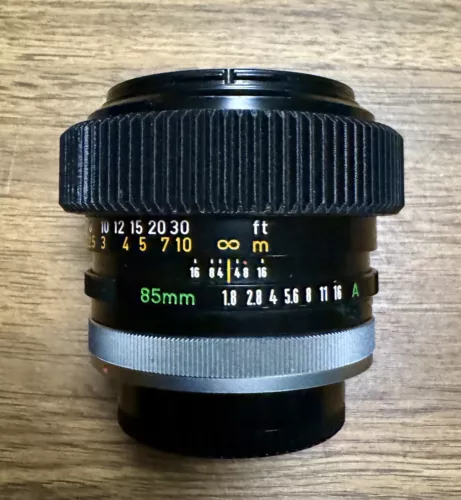 Canon FD 85mm f/1.8 S.S.C. - MINT - U.S. Seller