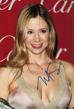 Mira Sorvino Autogramm signed 20x30 cm Bild 
