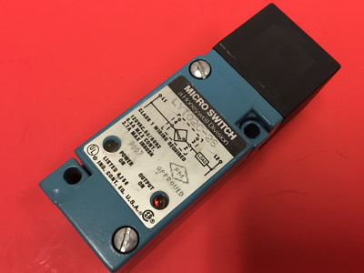 MICRO SWITCH - Catalog #LYT02C-2S - Proximity Switch 