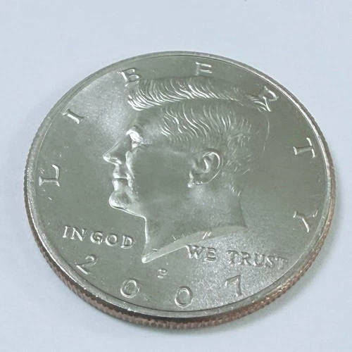 2007-P KENNEDY Half Dollar ~ From Uncirculated Set ~ FREE SHIPPING #7257