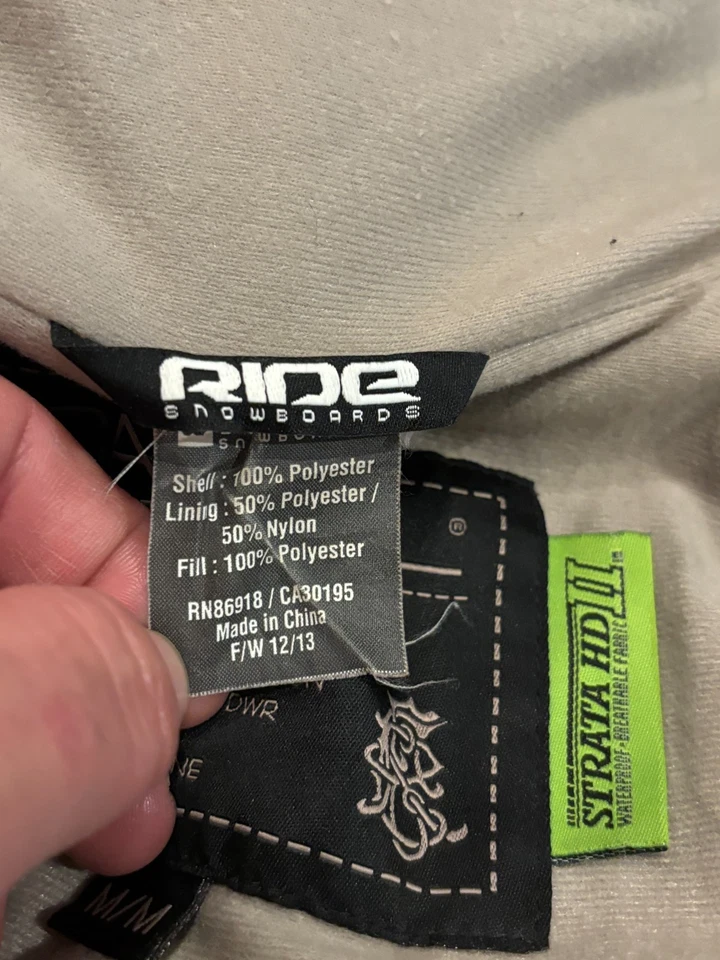 Ride Snowboard Jacket Womens Medium Red Cappel Outerwear Active Insulated Ski - Image 3 of 4