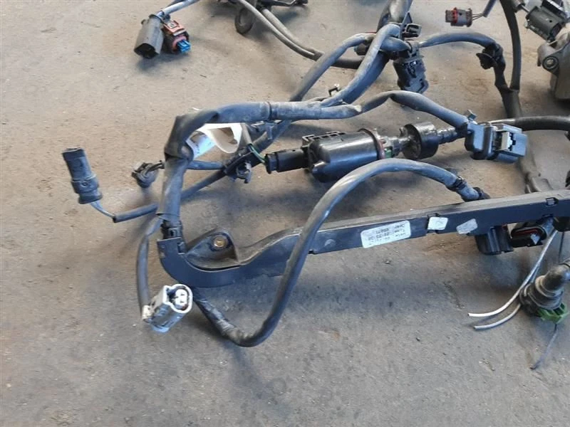 Chevrolet Cruze 2017 1,4 L 6 velocidades manual 2x2 motor arnés de cables 39066931 Foto 2 de 4