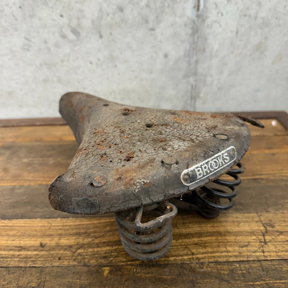 Sillín de cuero vintage Brooks B66 Seat Springer PIEZAS England Wide Tour Foto 4 de 4