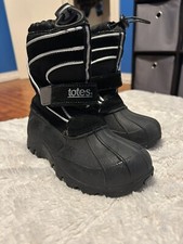 Totes Kid s Black Snow Boots Size 13 US GREAT CONDITION
