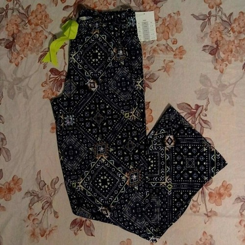 Brand New Ultra-Soft Women’s Patterned Pajama Pants – Cute, Comfy & Brand New!