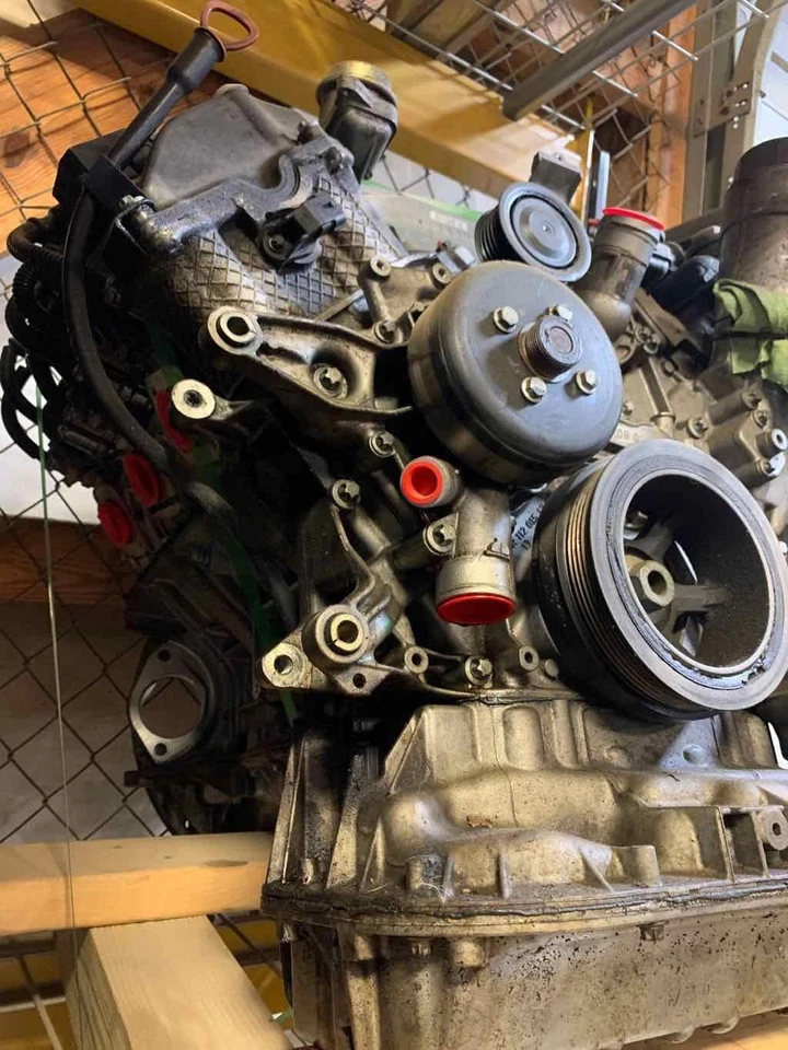 2001 - 2004 Mercedes Benz SLK320 3.2L Engine Assembly 140K OEM 1120100606 - Image 2 of 3