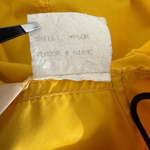 Vintage L.L. Bean Womens XL Yellow Anarok Hooded Windbreaker Packable Gorpcore - Picture 11 of 12