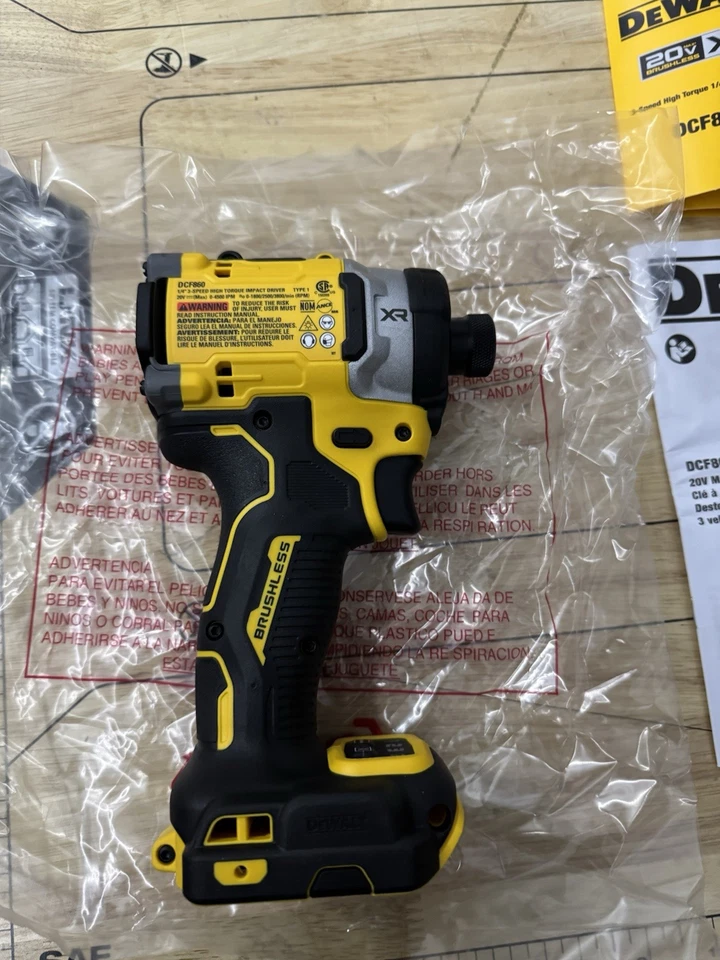 DEWALT DCF860B 20V MAX XR Cordless Impact Driver (Tool Only) New - Image 4 of 4