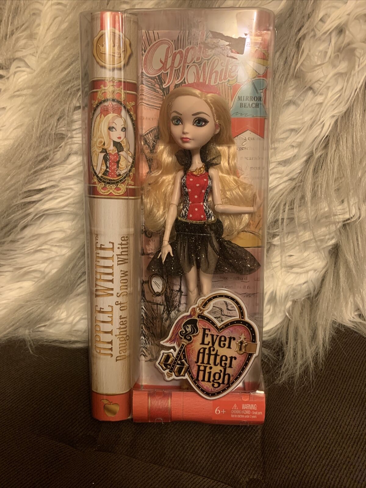 Ever After High APPLE WHITE Mirror Beach Doll