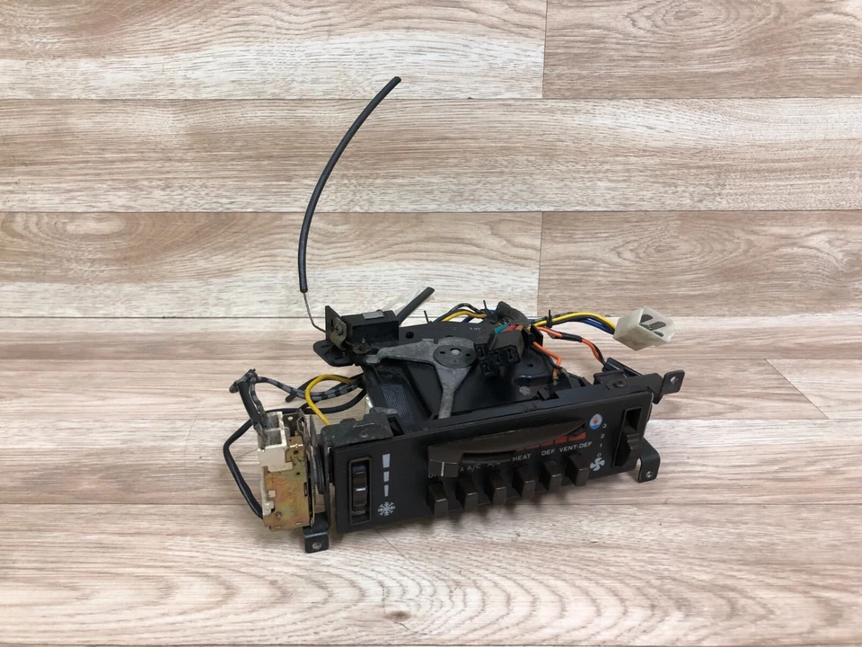 MASERATI BITURBO OEM DELANTERO AC CLIMATIZADOR CALENTADOR INTERRUPTOR DE TEMPERATURA 83-87 Foto 2 de 4