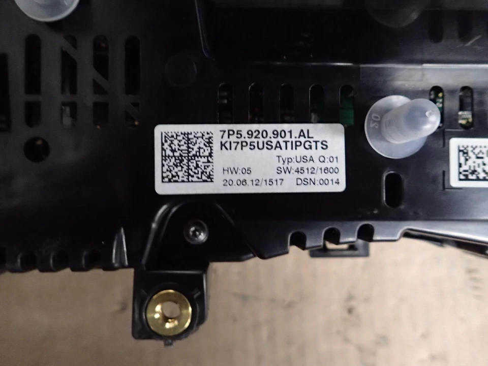 13 14 PORSCHE CAYENNE: velocímetro, sem bússola; GTS, MPH - Imagem 4 de 4