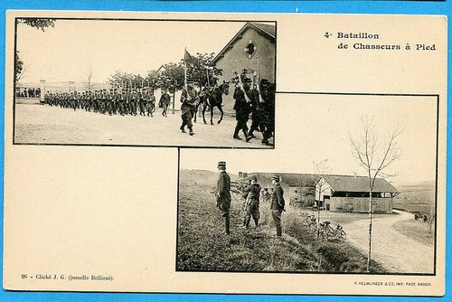 CPA Ancienne : Le Bataillon Cycliste - En Avant - Carte Postale Militaire 1910