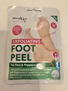 derma v10 exfoliating foot peel