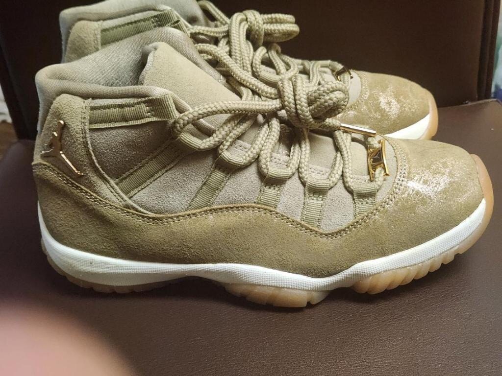 Nike Jordan 11 XI Retro Lux Neutral Olive Green Sail Gum Women's 8