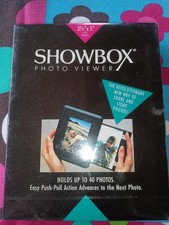 Showbox Photo Viewer Holds up to 40 3.5x5 Photos Brand New