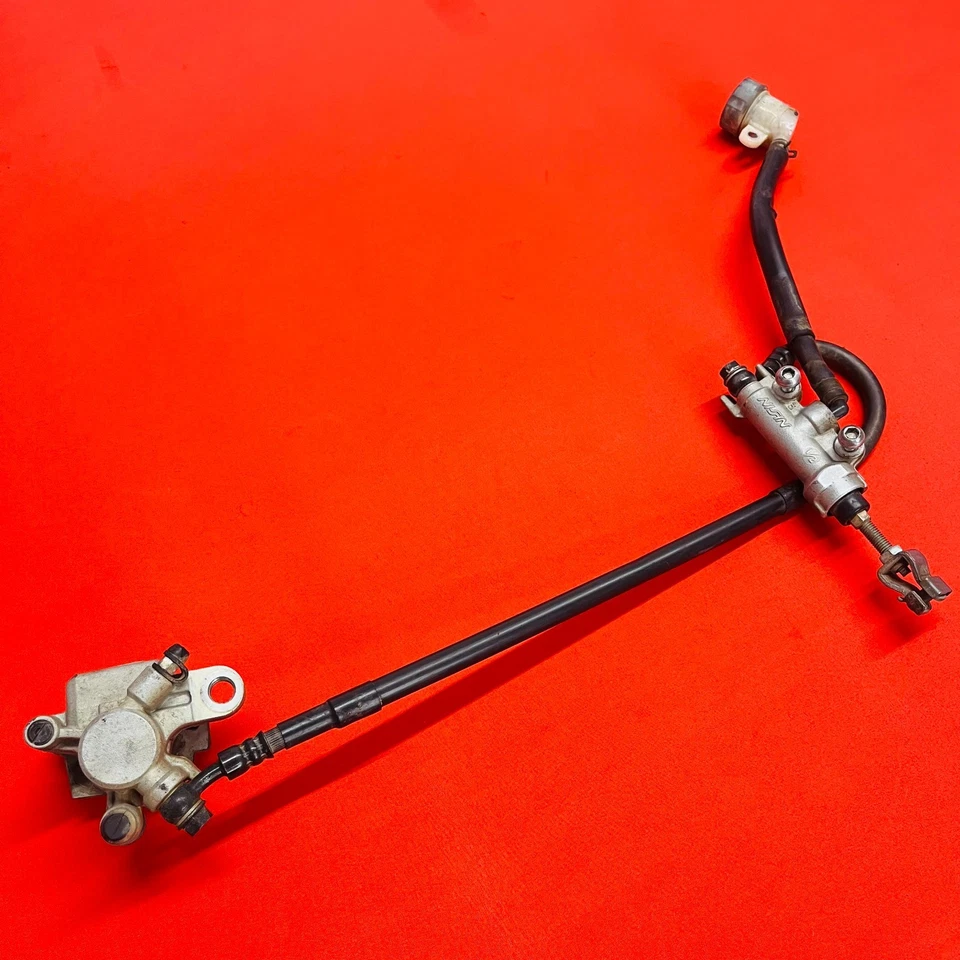 CR85 REAR BRAKE COMPLETE BRAKES CALIPER GENUINE OEM HONDA CR 80 85 R 1996-2008 - Image 2 of 4