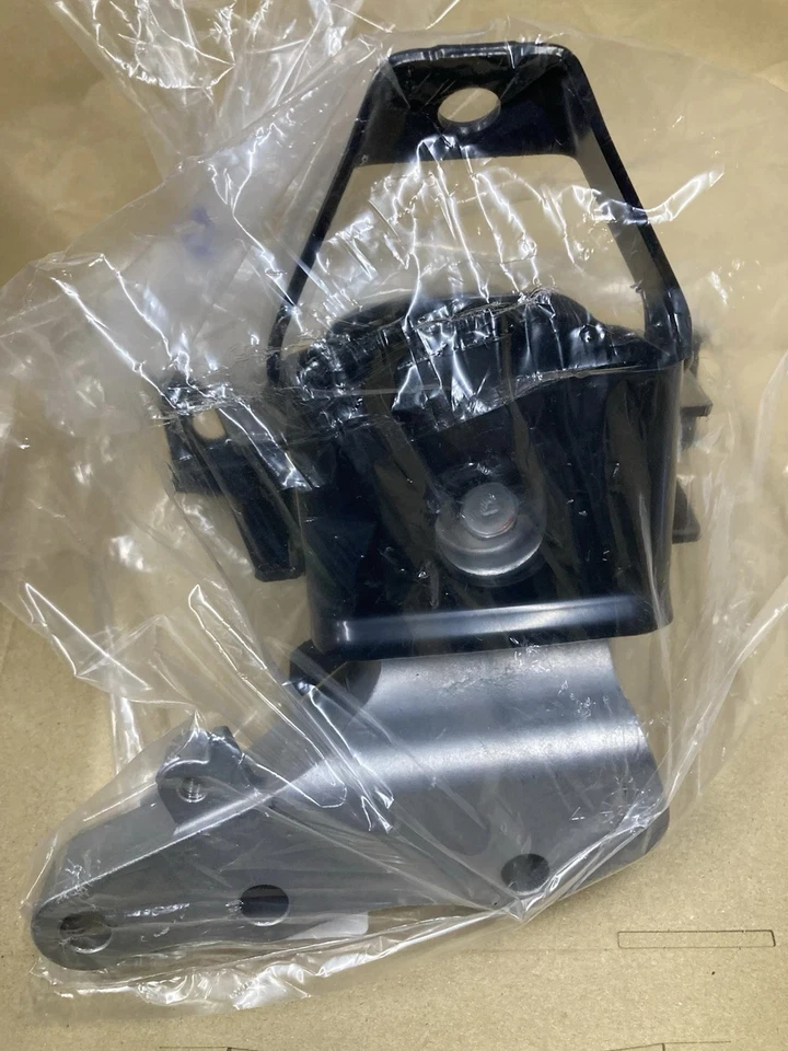 Genuine Engine Mount RH Front OEM 11610-52R51 New For Suzuki Swift Model ZC83S - Image 4 of 4