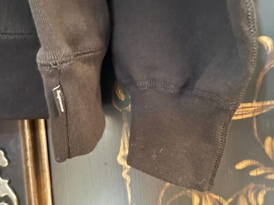 $168 Supreme Box Logo Hooded Sweatshirt Sweatshirt (FW24) | Black