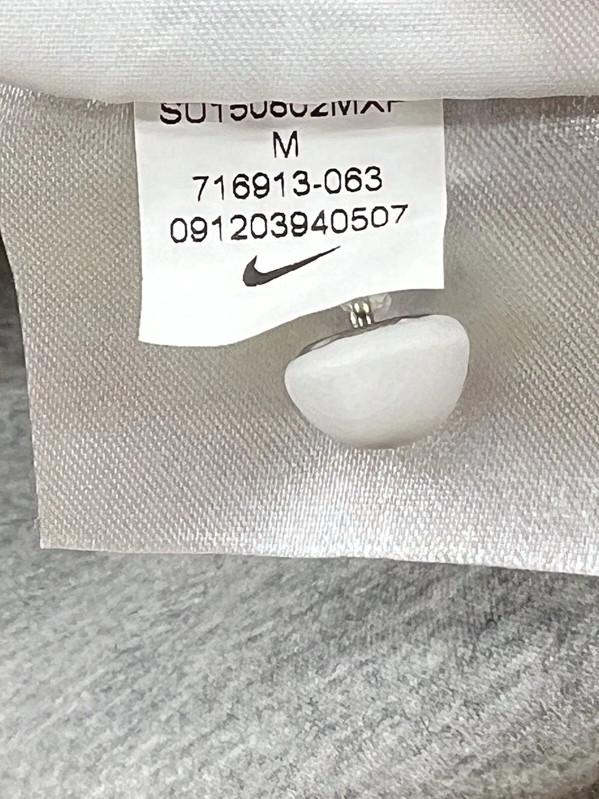 Felpa in pile NikeLab Sacai Tech tennis abito da sposa trambusto 716913 063 taglia M