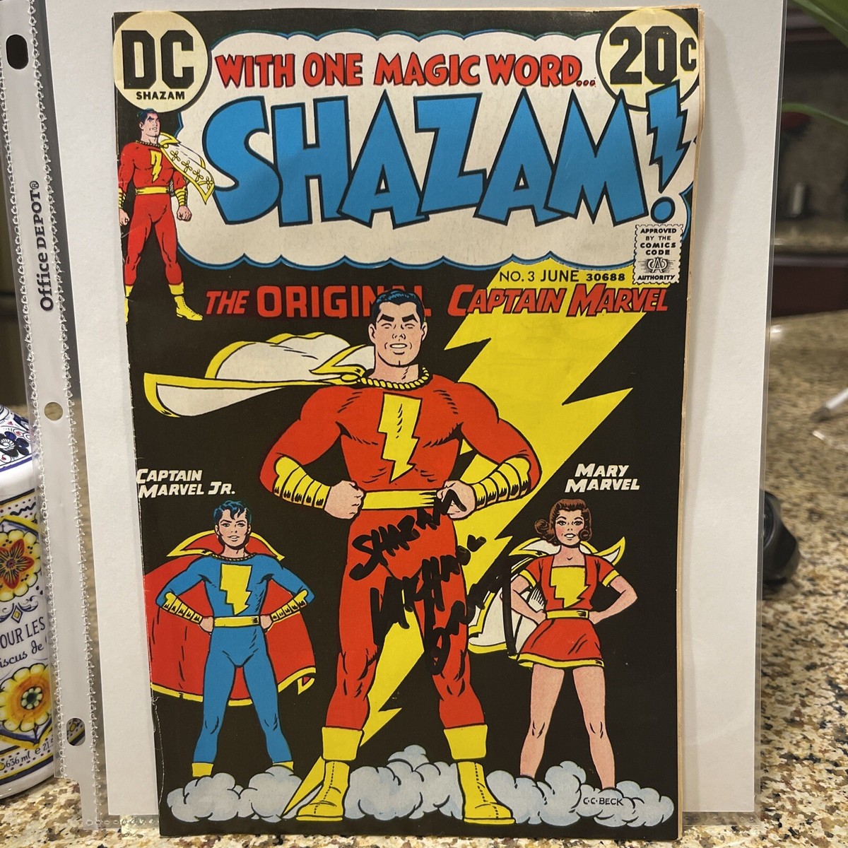 Shazam #3 DC Comic Autographed By 1960's Actor Michael Gray | eBay