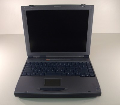 Gericom N340S8 Intel Celeron 900 Vintage Laptop