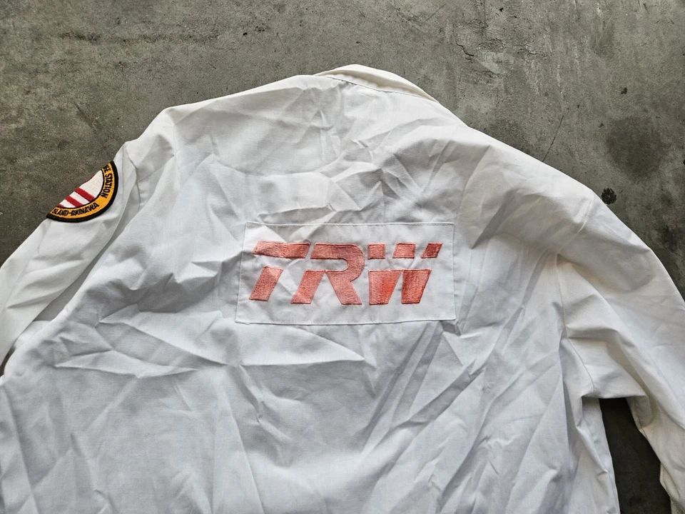 Abrigo de laboratorio TRW vintage NASDA isla de Navidad rango inferior Japón EE. UU. manga larga Foto 2 de 4