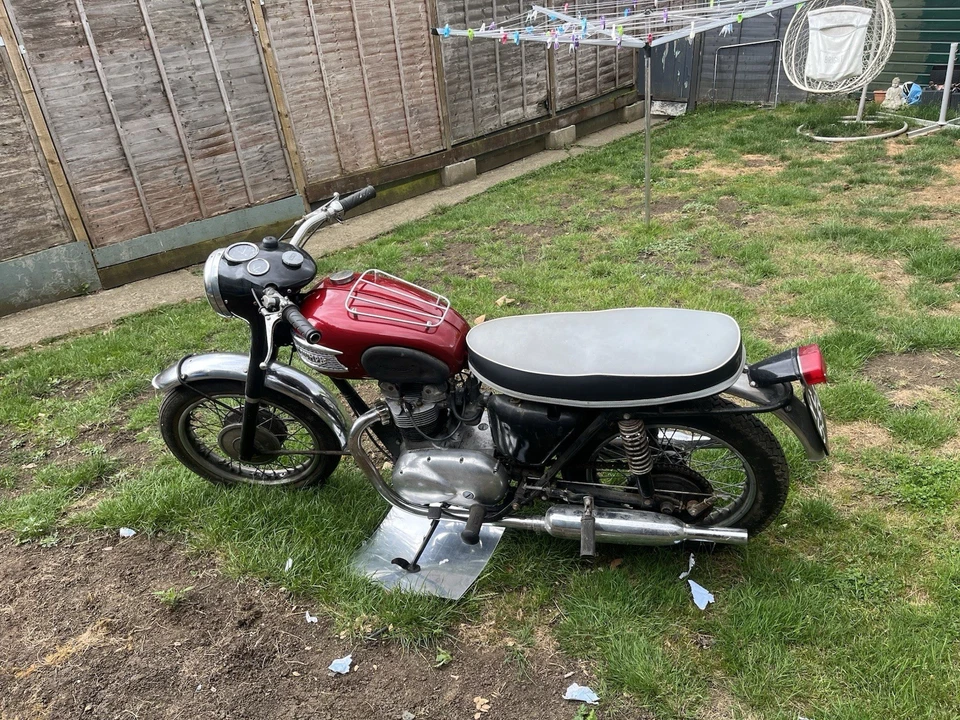 Triumph T100a 500cc - Image 2 of 4