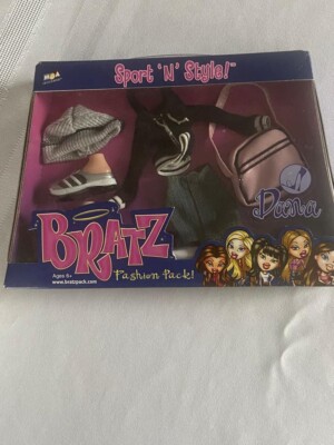 BRATZ  2003 Sport 'n' Style Dana Fashion Pack. *NEW* In Sealed Box.