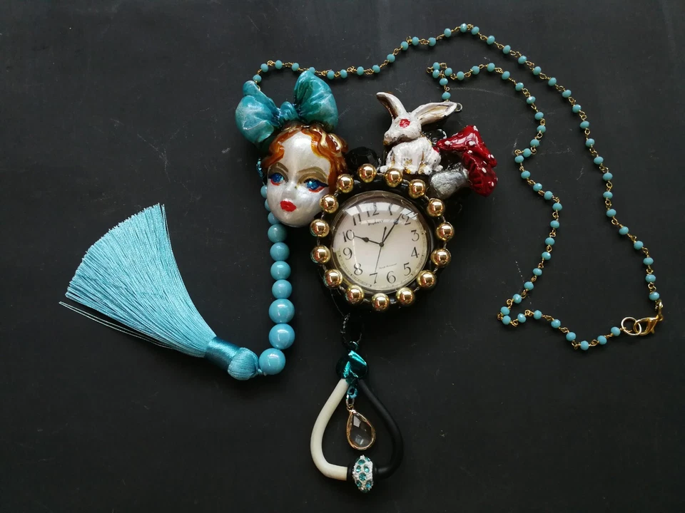 Gioielli Art Deco Collana Bigiotteria Alice nel Paese delle Meraviglie Coniglio - Immagine 2 di 4