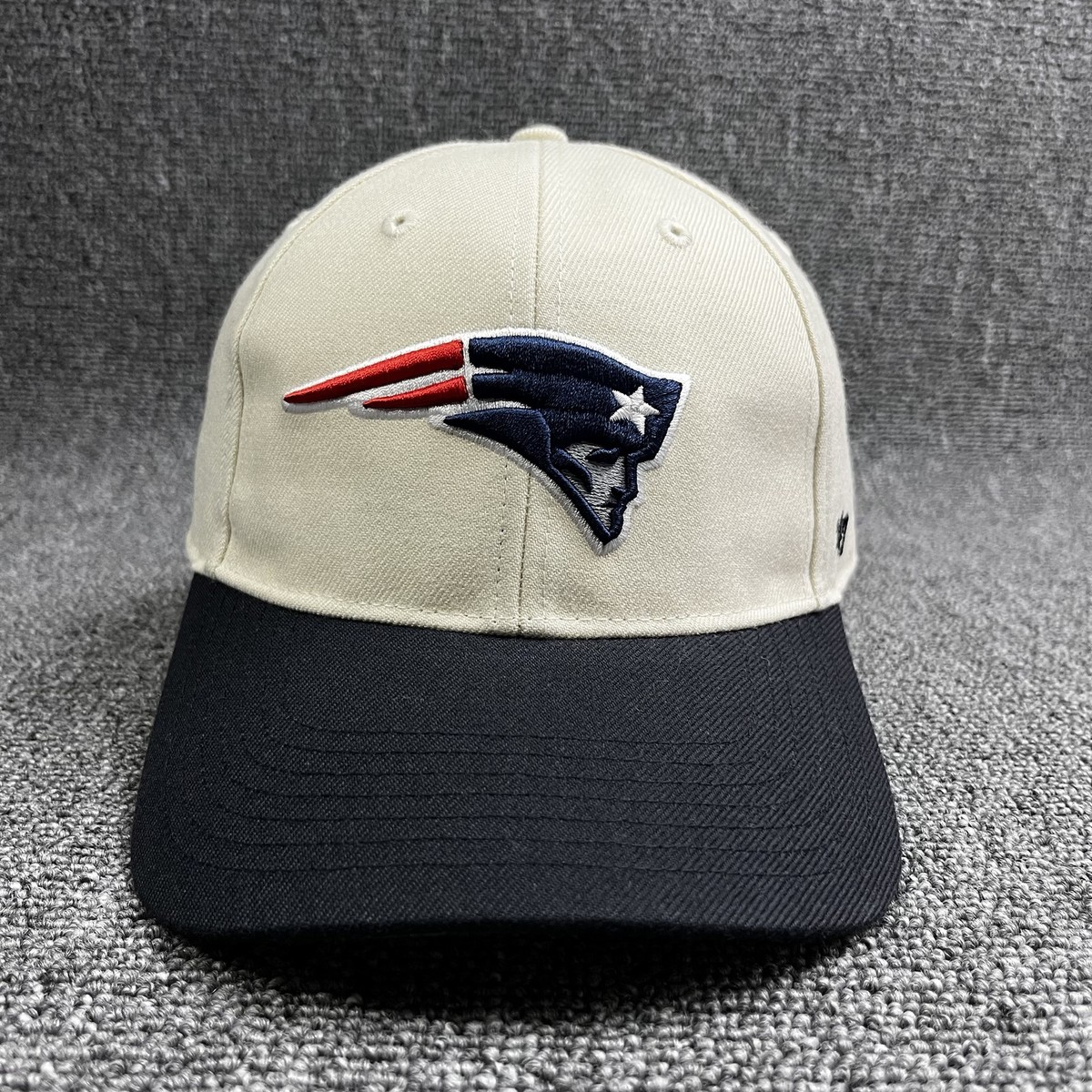 New '47 Brand New England Patriots Youth Clean Up Adjustable Hat Cream/Black