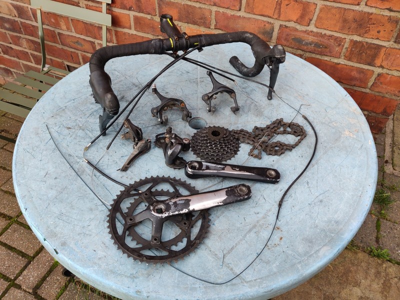 Shimano Claris Groupset shifter 8 speed cassette compact chainset mechs brakes