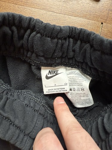 Nike Lot Of 5 Club Fleece Joggers, Shorts, Track Jacket - Boys Youth Small - Picture 8 of 11