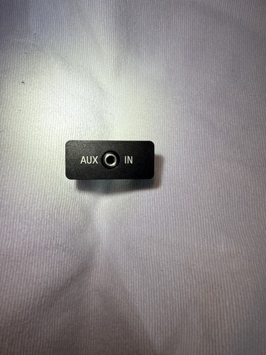 61316986791  AUX INPUT JACK BMW X5 E70 3.0 D 4X4